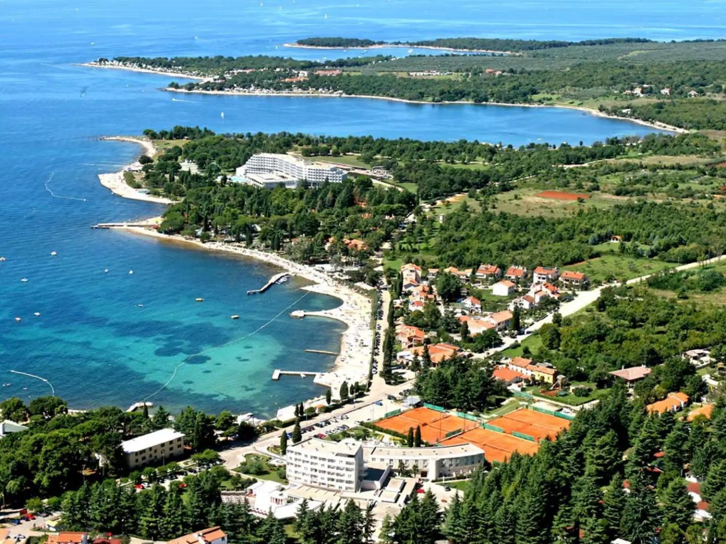Luna 22 Porec Exterior photo