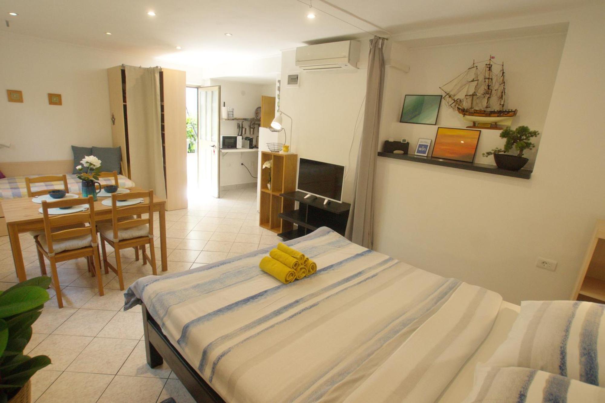 Luna 22 Porec Exterior photo